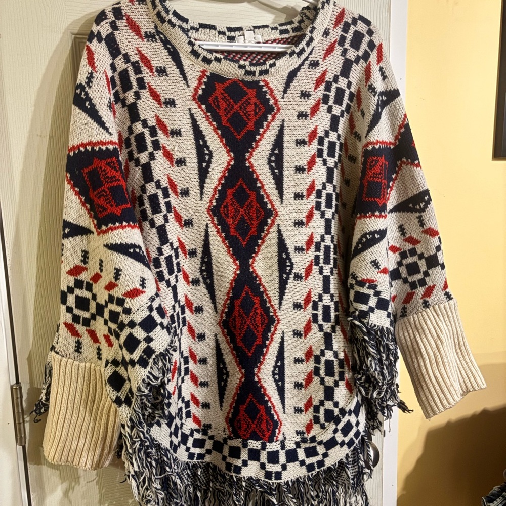 Fringe Knit Sweater with Geometric Pattern - Picture 3 of 5